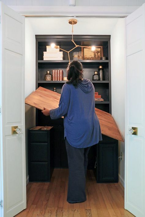 Office Nook In Bedroom, Closet To Office Conversion, Nook In Bedroom, Closet Turned Office, Office Reading Nook, Hidden Office, Cloffice Ideas, Closet Nook, Closet Office Organization