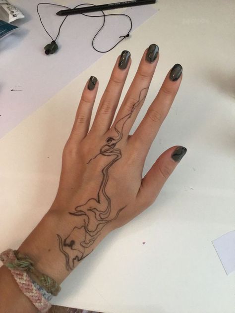 Marble Hand Tattoo, Flowy Hand Tattoo, Marble Tattoo, Hand And Finger Tattoos, Red Ink Tattoos, Hand Tattoos For Women, Discreet Tattoos, Elegant Tattoos, Abstract Tattoo