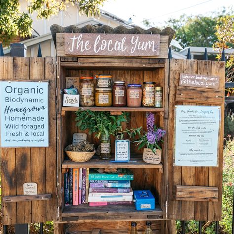 Vegetable Stand, Market Stands, Farm Store, Market Sign, Garden Stand, Farm Market, Farm Stand, Front Yard Garden, Chicken Farm