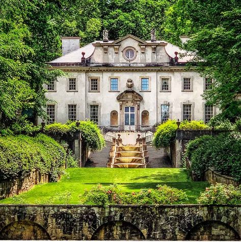 Southern Home Tour - Part 1 Atlanta Georgia Mansions, Old Southern Mansions, The Swan House Atlanta, Atlanta Georgia Homes, Southern Scenery, Swan House Atlanta, Southern Style Homes, The Swan House, English Mansion