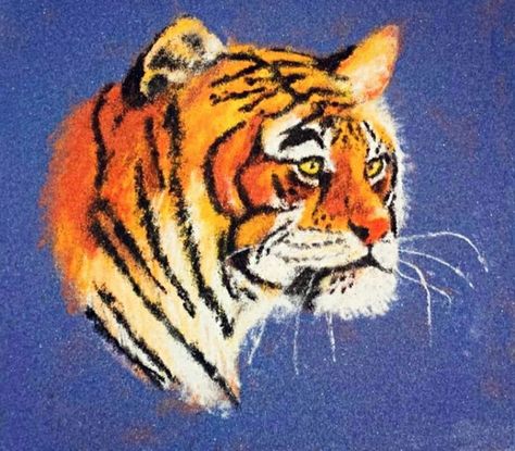 Tiger Rangoli Design, Tiger Rangoli, Rangoli Designs Photos, Flower Decorations Diy, Pen Art Drawings, Rangoli Design, A Tiger, Pen Art, Rangoli Designs