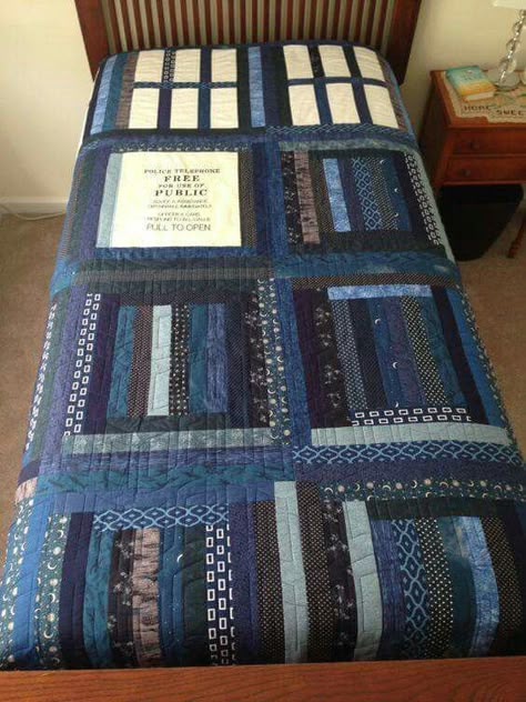 I need this Doctor Who Quilt, Doctor Who Crafts, White Quilts, Geek Crafts, Denim Quilt, Wibbly Wobbly Timey Wimey Stuff, Good Doctor, Timey Wimey Stuff, Couture Vintage