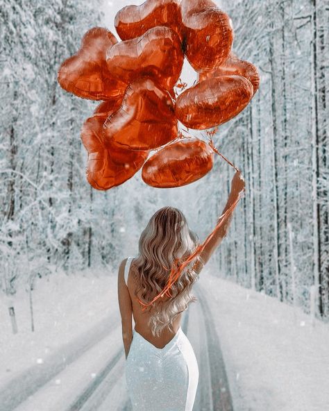 Single Or Taken, Snow Photoshoot, Valentine Photo Shoot, 21st Birthday Photoshoot, Snow Pictures, Outdoor Birthday, Valentines Day Photos, Girls Vacation, Winter Photoshoot