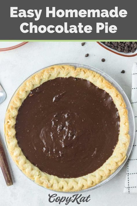 Eggnog Chocolate, Recipes Using Eggnog, Easy Chocolate Pie Recipe, Chocolate Eggnog, Old Fashioned Chocolate Pie, Chocolate Treats Easy, Homemade Chocolate Pie, Eggnog Pie, Chocolate Pie Filling