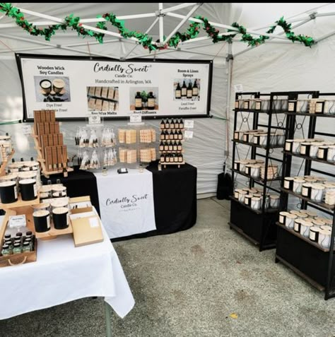 Candle Display Market, Craft Fair Diy Display, Candle Booth Display Ideas Craft Fairs, Candle Craft Show Display Ideas, Pop Up Candle Display, Farmers Market Soap Display Booth Ideas, Craft Show Tent Display Ideas, Candle Shop Display Ideas, Candles Stand Ideas