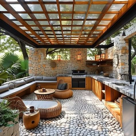 Outdoor Kitchen Enclosed, Galley Outdoor Kitchen, Deck With Kitchen, Outdoor Terrace Ideas, Summer Kitchen Outdoor, Small Patio Garden Ideas, Backyard Screen, Outdoor Kitchen Diy, Backyard Kitchen Ideas