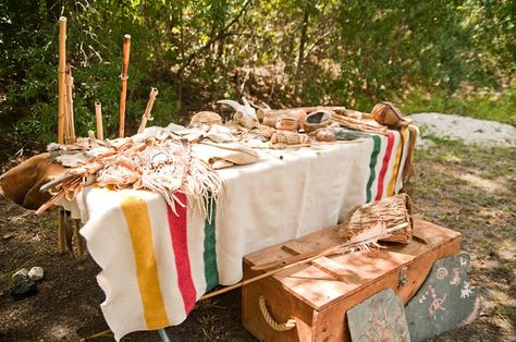 american indian decoration at party | native american indian birthday party Indian Birthday Party, American Party Decorations, Indian Birthday Parties, Teepee Party, American Party, Pendleton Blanket, Indian Princess, American Theme, Indian Party