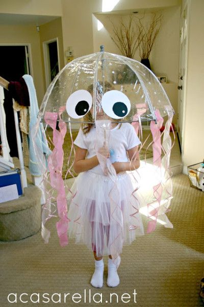 homemade halloween costume ideas for children | Halloween Costumes | Fun Family Crafts Modest Halloween Costumes, Diy Fantasia, Diy Jellyfish, Jellyfish Costume, Yarn Balls, Diy Costumes Kids, Diy Halloween Costumes For Kids, Homemade Halloween Costumes, Concrete Vases