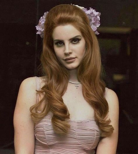 Big Beauty Queen Hair, Lana Del Rey Big Hair, Lana Del Rey Half Up Half Down Hair, Lana Del Rey Ginger Hair, Lana Del Rey Ginger, Lana Del Rey Red Hair, Ldr Vinyl, Hair Copper Red, Innocent Makeup