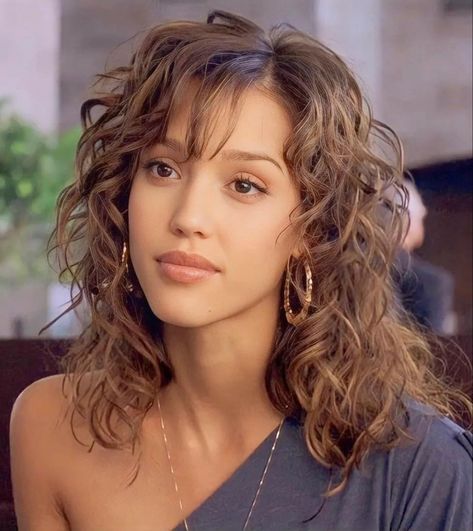 Jessica Alba 2000s, Jessica Alba Makeup, Young Jessica Alba, 2000s Hair, Jessica Alba Hair, 2000s Hairstyles, Honey Hair, Hair Stylies, Dye My Hair