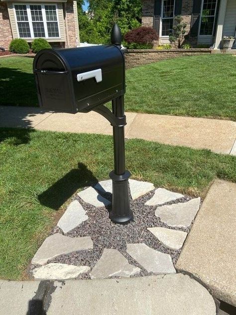 Mailbox Landscaping With Rocks, Mailbox Landscaping Rocks, Mailbox Landscaping Ideas, Chicken Coop Designs Diy, Clematis Trellis, Mailbox Stand, Rock Planters, Mailbox Landscaping, Painted Mailboxes