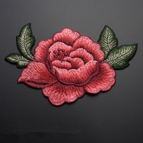 Vestidos Retro, Red Rose Flower, 3d Rose, Patches And Pins, Flower Patch, Clothing Patches, Pins And Patches, Flower Embroidery Designs, Flower Applique