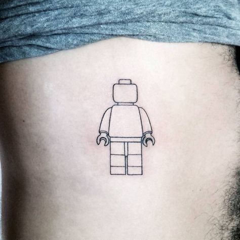 Lego Man Tattoo, Lego Tattoo, Tatuagem Masculina Pequena, Man Tattoo, Geek Tattoo, Handpoke Tattoo, Geniale Tattoos, Lego Man, Gaming Tattoo