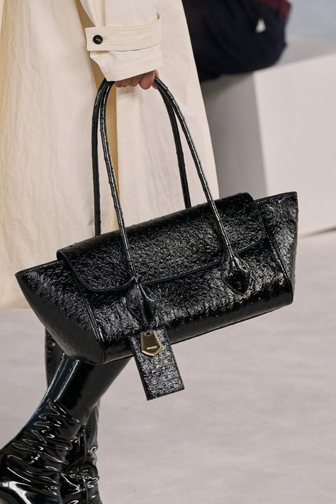 Ferragamo Spring Summer 2024 Billy Holiday, Closet Revamp, Bag Wishlist, Fashion Inspiration Board, Summer Handbags, Spring Summer 2024, Purse Accessories, Market Bag, Women Bag