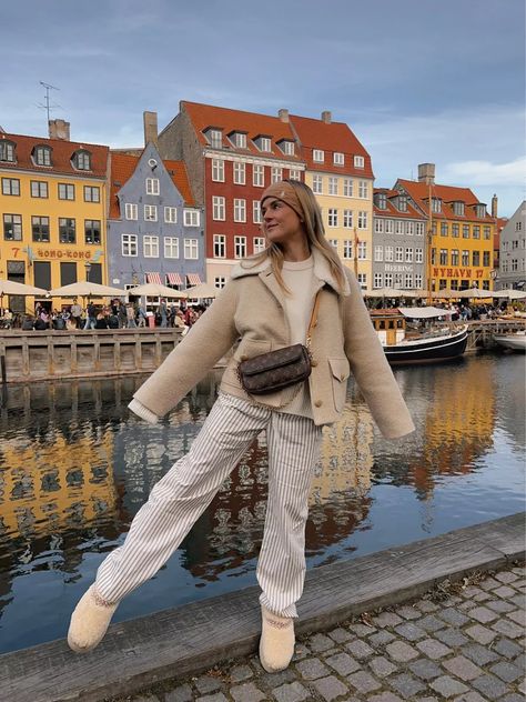 7 Chic Zurich Winter Outfit Ideas to Keep You Cozy and Stylish - Magic of Clothes Winter Outfits Switzerland, Swiss Alps Outfit, Zurich Outfit, Zurich Winter, Europe Clothes, Swiss Fashion, Winter Outfit Ideas, Stay Cozy, Zurich