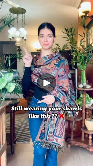 Shawl Hacks, Shawl Draping, Outfits Ideas Winter, Akanksha Singh, Outfits Hacks, Javed Ali, Draping Ideas, Winter Styling, Winter Hacks