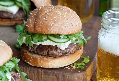 Lamb Burgers with Arugula and Feta Feta Burger, Lamb Burger, Cheeseburger Recipe, Lamb Burgers, Feta Recipes, Ground Lamb, Cucumber Recipes, Low Fodmap Recipes, Fodmap Recipes