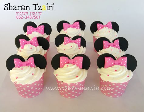 Minnie Mouse Cake With Cupcakes, Mini Mouse Cupcakes Ideas, Cupcakes Minnie Mouse, Minnie Mouse Cupcake Toppers, Minnie Cupcakes, Minnie Mouse Birthday Theme, Minnie Mouse Theme Party, Twodles Birthday, Mouse Cupcakes