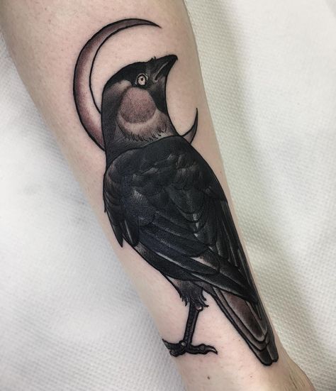 Little Jackdaw coverup for Oscar from this evening. Thanks again man! Have a guess what was under it!🤔🤔🤔 #sevendoorstattoo #shoreditch… Raven Tattoo, Medusa Tattoo, Jackdaw, Beautiful Tattoos, Tatting, Cover Up, Tattoos