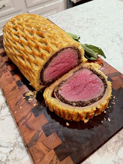 Beef Wellington Best Beef Wellington Recipe, Filet Mignon Roast, Whole Beef Tenderloin, Wellington Recipe, Omaha Steaks, Beef Meals, Beef Wellington Recipe, Beef Wellington, Beef Tenderloin