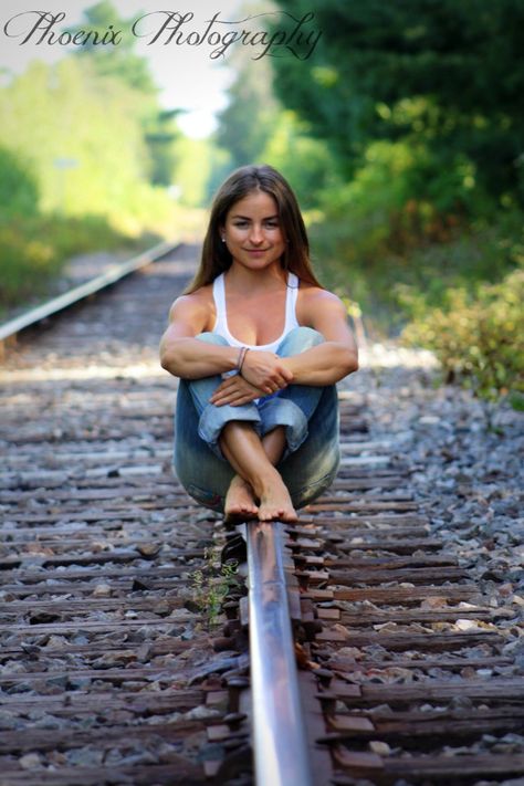 Train Tracks is always a great place to take pictures Senior Pictures Railroad Tracks, Railroad Senior Pictures, Train Track Poses, Railroad Track Pictures, Railroad Photoshoot, Phoenix Photography, Train Tracks Photography, Track Senior Pictures, Cute Senior Pictures