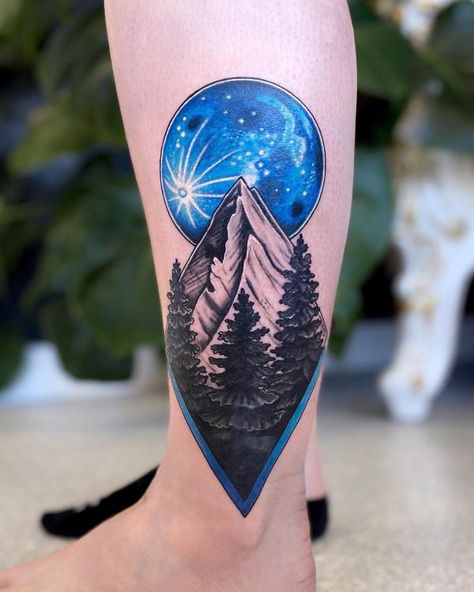 Leg tattoo with mountain and moon night Starry Sky Tattoo, Night Sky Tattoos, The Moon Tattoo, Moon And Stars Tattoo, Sky Tattoo, Star Tattoo Meaning, Sky Tattoos, Moon Phases Tattoo, Night Sky Moon