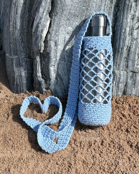 Crochet Water Bottle, Crochet Water Bottle Holder, Bottle Cozies, Baby Booties Pattern, Booties Crochet, Crochet Hats Free Pattern, Water Bottle Holder, Water Bottle Holders, Crochet Baby Hats