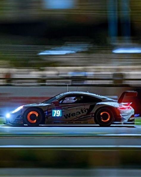 brakes glowing on track. #cars #supercars #racing #nascar #f1 #flawdforge Racing Track, Track Racing, Racing Car, Race Car, Supercars, Super Cars, Nascar, Race Cars, Motorsport