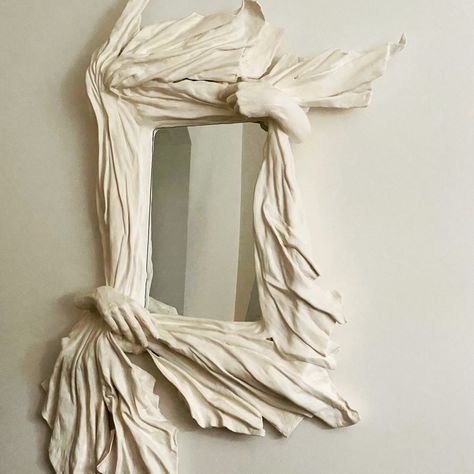 Plaster Fabric Wall Art, Mirror Sculpture Art, Plaster Mirror Diy, Abstract Plaster Sculpture, Plaster Mirror Frame, Plaster Sculpture Ideas, Plaster Mirror, Diy Mirror Frame, Plaster Hands