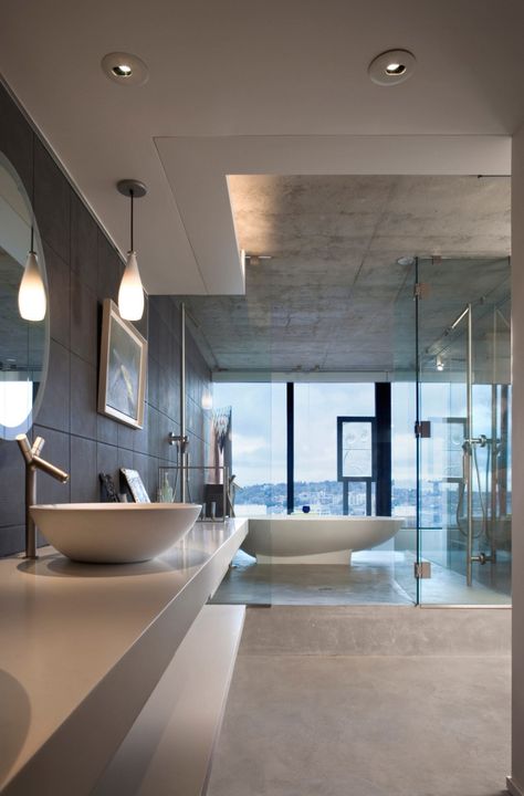 Olson Kundig — Art Collector’s Loft Apartamento New York, Bathrooms Modern, Bad Inspiration, Bathroom Images, Bathroom Design Luxury, Dream Bathrooms, Contemporary Bathrooms, Bathtubs, Shower Design