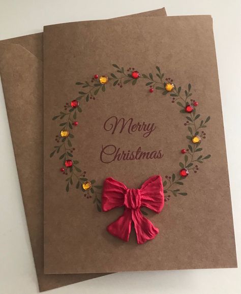 Greeting Cards Handmade For Christmas, Christmas Cards With Wreaths, Embossed Christmas Cards Handmade, Brown Christmas Cards, Christmas Card Creative, Easy Handmade Christmas Cards, Diy Christmas Cards Ideas, Handmade Xmas Cards, Handmade Christmas Presents