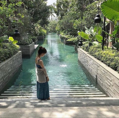 Pond Aesthetic, Backyard Aesthetic, River Design, Swimming Pool Pond, Lap Pools, Natural Swimming Ponds, Japan Sakura, Magic Land, Swimming Pool House