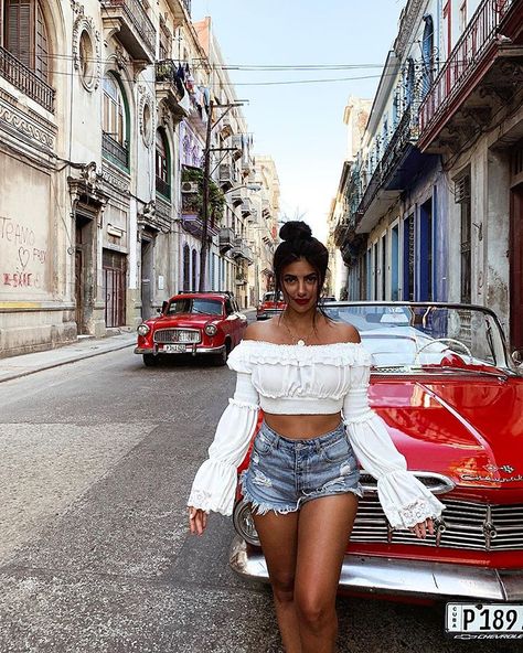 Havana is unique. Time seems to have stopped in the late 50s 🇨🇺 #Cuba #havana Cuba Picture Ideas, Havana Outfit For Women, Cuban Outfits Women, Havana Cuba Fashion, Kourtney Instagram, Cuban Outfit, Cuba Outfit, Cuban Dance, Havana Nights Dress