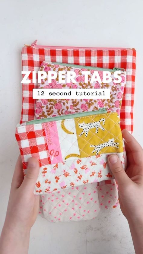 Laura - Sewing Made Easy | How to create Zipper Tabs - 12 second tutorial 💡📝🌸🌱 Super quick tutorial on how to add zipper tabs for neat zipper ends. Fab for everyone… | Instagram Pouch Sewing, Seam Allowance, Sewing Space, Pouch Pattern, Patchwork Bags, Sewing Lessons, Sewing Studio, Bag Patterns To Sew, Simple Bags