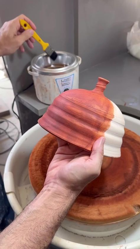 How to use iron oxide, a wax and glaze ❤️
•••
Follow @leobaruk_ceramica for more! Iron Oxide Pottery, Iron Oxide Wash Pottery, Pottery Videos, Iron Oxide, Kiln, Being Used, How To Use, Glaze, Wax