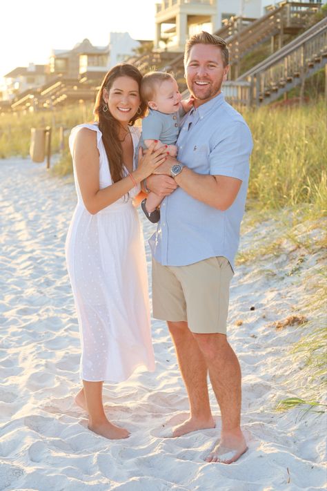 Family of three beach pictures Family Of Three Beach Photos, Family Of Three, Beach Photos, Photoshoot Ideas, Beach Pictures, Family Photos, Couple Photos, Photography