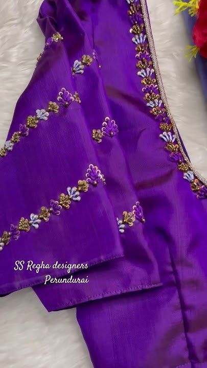 Simple Maggam Designs For Blouse, Aari Work For Sleeves, Simple Designs For Blouse, Simple Work Designs For Blouses, Knot Work Embroidery Blouse, Unique Sleeves Design For Blouse, Hand Work Embroidery Blouse, Hand Embroidery Designs For Blouses, Unique Designers Aari Work