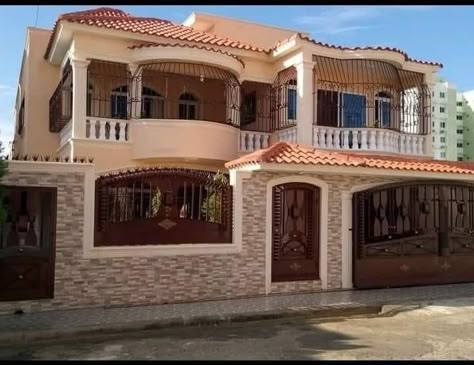 Mexico House Ideas, Indian House Exterior Design, Two Story House Design, Design Modern House, Hacienda Style Homes, Exterior Drawing, 2 Storey House Design, House Outer Design, Mexico House