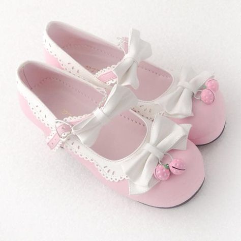 Dr Shoes, Bow Women, Kawaii Shoes, Princess Shoes, Low Heel Shoes, Buckle Shoes, Sweet Lolita, Pink Shoes, Pretty Shoes