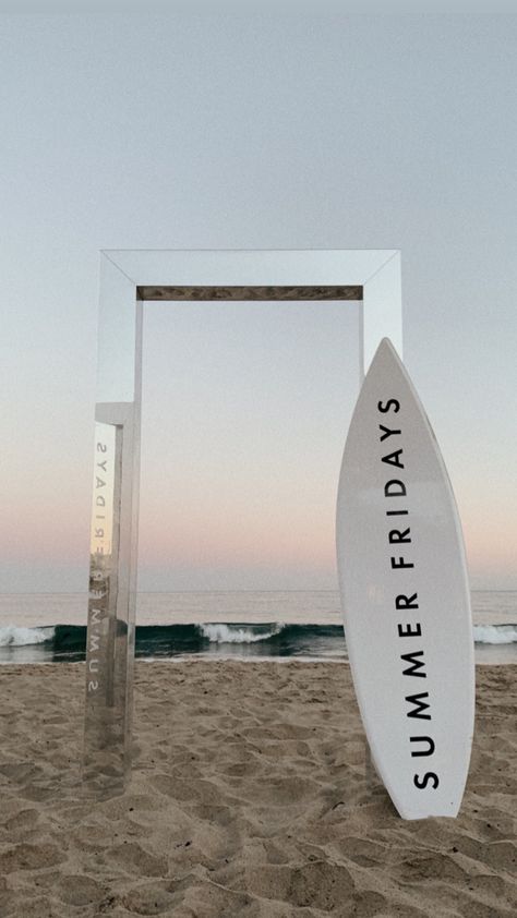 Summer Fridays surfboard mirrored door in sand beach Corporative Events, Beach Mirror, Photo Moment, Summer Friday, Event Entrance, Marianna Hewitt, Photo Zone, Beach Events, Experiential Marketing