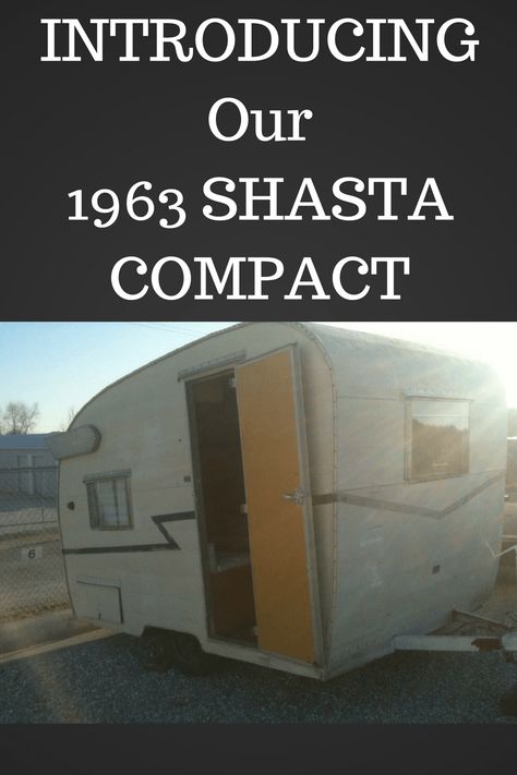 1963 Shasta Compact Shasta Camper Remodel, Shasta Compact, Camper Vintage, Shasta Camper, Camper Design, Vintage Camper Remodel, Teardrop Camper, Vintage Travel Trailers, Camper Decor