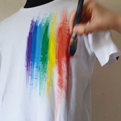 Love always wins ❤🌈 Watch DIY video of this tshirt on my YouTube channel . . . . . . . . . . . . . . . #pride #rainbow #lovewins #artvideo… Pride Tshirts Diy, Diy Pride Shirt Ideas, Rainbow Tshirt Ideas, Diy Rainbow Shirt, Pride Tshirt Ideas, Pride Shirts Diy, Diy Pride Outfit Ideas, Pride Diy Outfits, Masc Pride Outfit Ideas