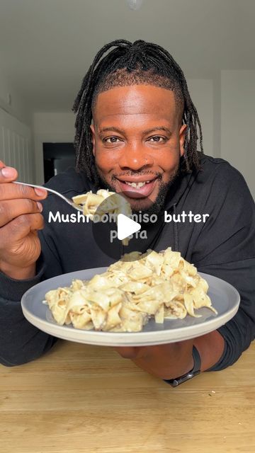 Ebenezer Odeniyi on Instagram: "MIXED MUSHROOM MISO BUTTER PASTA @veganezer

Ingredients:
- 210g pasta 
- 200g mixed mushrooms
- 2 tbsp veg oil 
- 1 shallot, finely diced 
- 4 large garlic cloves, minced 
- A pinch of salt and pepper 
-  Parsley for garnish 
Sauce:
- 1/2 block silken tofu 
- 2 tsp red miso 
- 3 tbsp vg butter 

Method:
1. In some boil water, season with salt then add pasta. Cook al dente. 
2. Heat up a pan on medium heat then add the mushrooms, cook until water is released then season with some salt and pepper. Remove and set aside.
3. Add the shallots to the pan and cook until soft. Add the garlic and cook for 1 min, stir so it don’t burn. Add the mushrooms and keep stirring. 
4. Add the silken tofu, miso, butter with 1/4 cup of pasta water to a blender. Blitz until smoot Mushroom Miso, 30 Day Cleanse, Miso Butter, Red Miso, Butter Pasta, Pasta Water, Silken Tofu, Vegetarian Main Dishes, Healthy Pasta