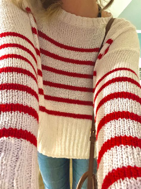 Red And White Crochet Sweater, Red And White Striped Sweater Outfit, Red And White Sweater Outfit, Red And White Striped Sweater, Red Striped Sweater Outfit, Costal Outfit, Pattern Sweater Outfit, Red And White Sweater, Striped Top Outfit