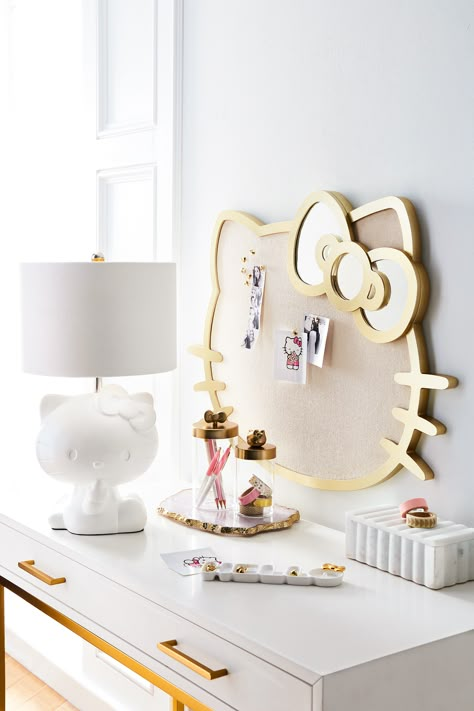 Keep your space stylish and supercute 🎀 The new Pottery Barn Teen x Hello Kitty collection is here! Hello Kitty Nursery, Pottery Barn Bedrooms, Hello Kitty Room Decor, Pottery Barn Living Room, Hello Kitty Decorations, Hello Kitty Bedroom, Hello Kitty Shop, Diy Furniture Cheap, Hello Kitty House