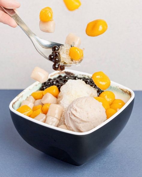 3 New Asian Dessert Spots Arrive in Portland | Portland Monthly Taiwanese Shaved Ice, Red Bean Soup, Fried Chicken Restaurant, Tofu Pudding, Portland Food, Grass Jelly, Asian Dessert, Snowy Village, Bean Cakes