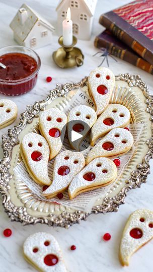 Piping Tip, Linzer Cookies, Ghost Cookies, Heart Shaped Cookies, Piping Tips, Halloween Desserts, Halloween Food For Party, Shaped Cookie, Halloween Cookies