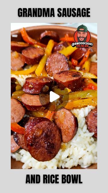 Bell Pepper Rice Recipe, Bowl Recipes Easy, Sausage Rice, Sausage Dinner, Rice Bowls Recipes, Brown I, Sausage And Peppers, Easy Comfort Food, Bowl Recipe