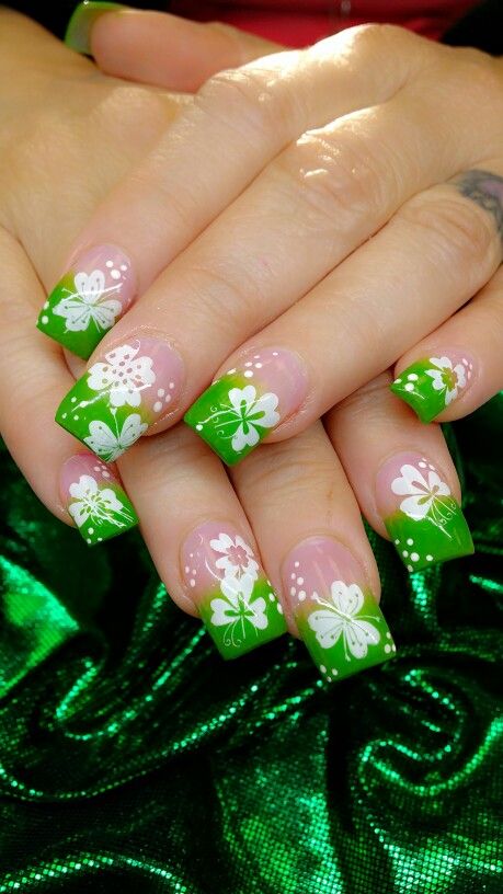 Nails Shorties, St Patricks Nail Designs, Shamrock Nails, Nails June, Irish Nails, Goddess Nails, Shorties Nails, Saint Patrick Nail, June Nails