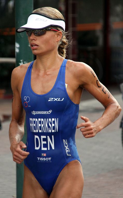 Triathlon Women, 2012 Summer Olympics, Sporty Girls, Summer Olympics, Female Athletes, Track And Field, Sport Girl, Triathlon, Athletic Women